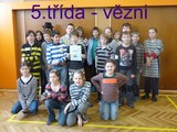 Celoškolní maškarák_5.tř.